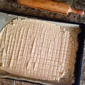 Marquer la pâte avant cuisson